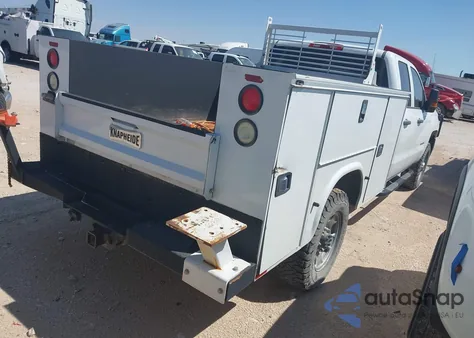 2018 Chevrolet Silverado 2500Hd Wt z USA, uszkodzony, nr VIN 1GC2KUEG9JZ252732